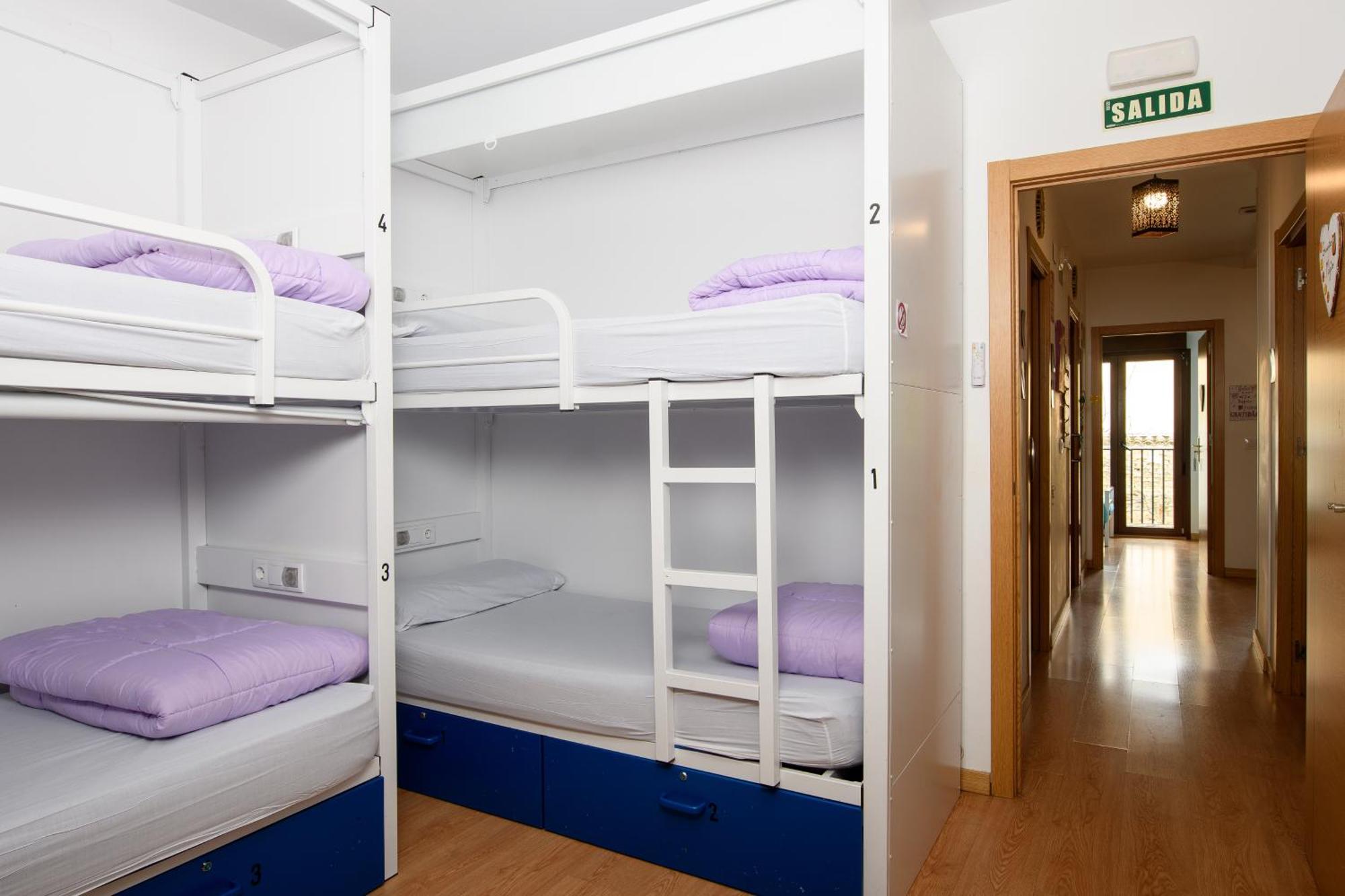 Albergue Estrella Guia Puente La Reina Ngoại thất bức ảnh