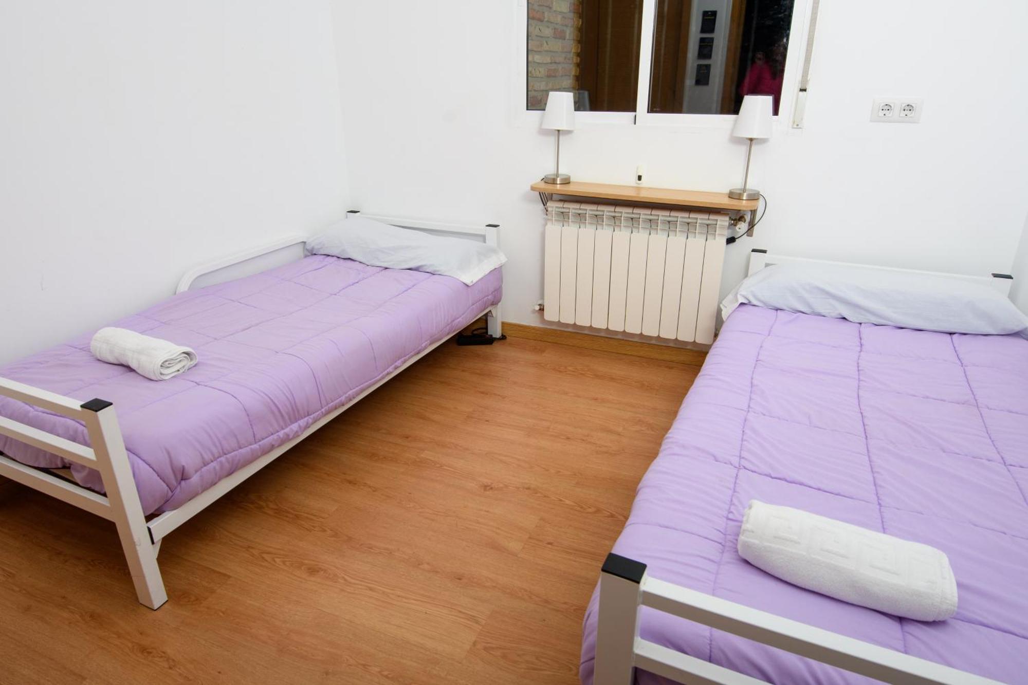 Albergue Estrella Guia Puente La Reina Ngoại thất bức ảnh